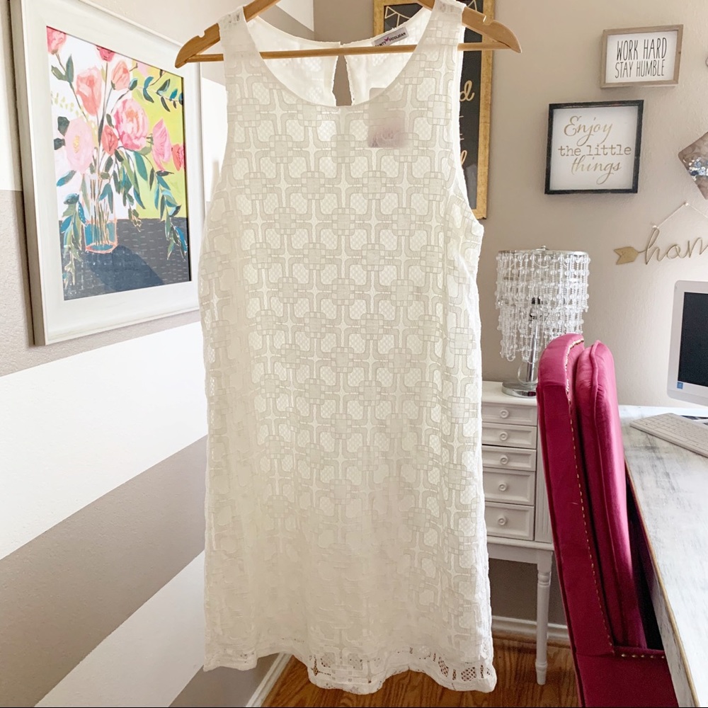 Lace sleeveless casual summer spring Sundays best dress size Juniors large